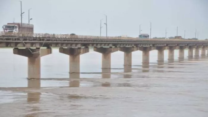 Shastri Bridge Prayagraj: Location, Route, Traffic & Nearby Areas